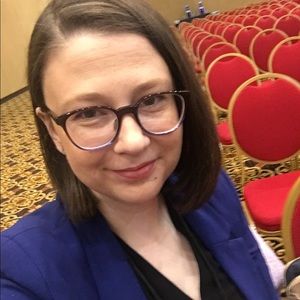 Meet your Posher, Karen